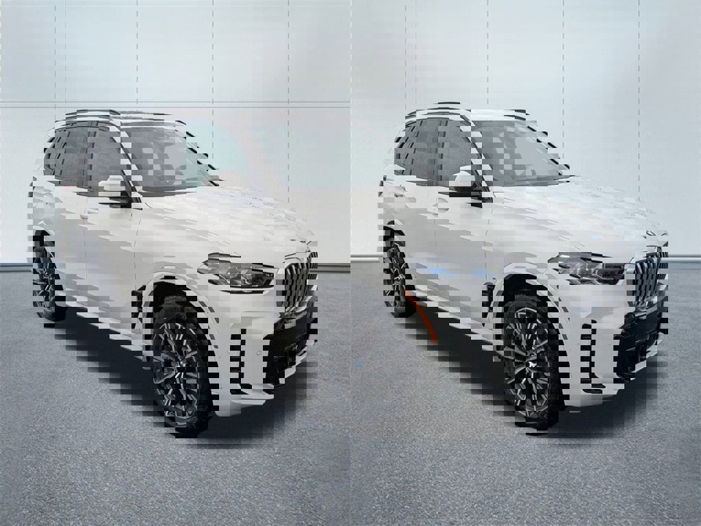 New 2026 BMW X5 xDrive40i w/ M Sport Package image 1