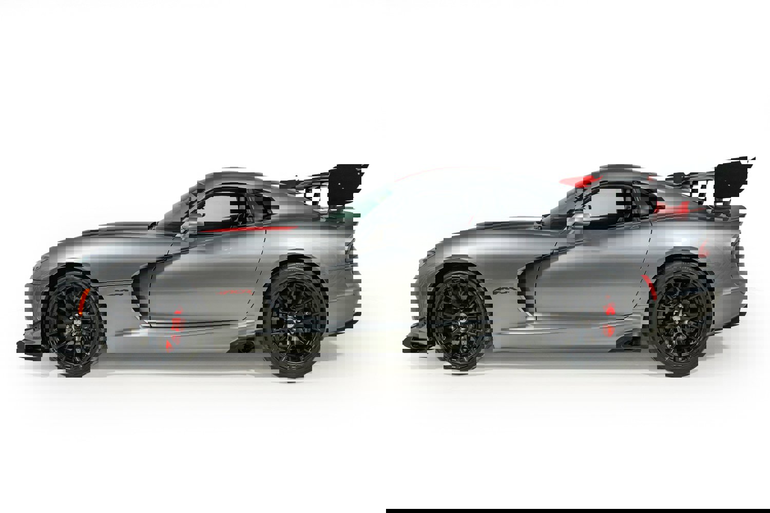 Used 2016 Dodge Viper ACR image 3