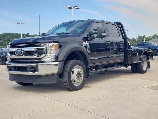 Used 2022 Ford F550 4x4 Crew Cab Super Duty w/ XLT Value Package image 8