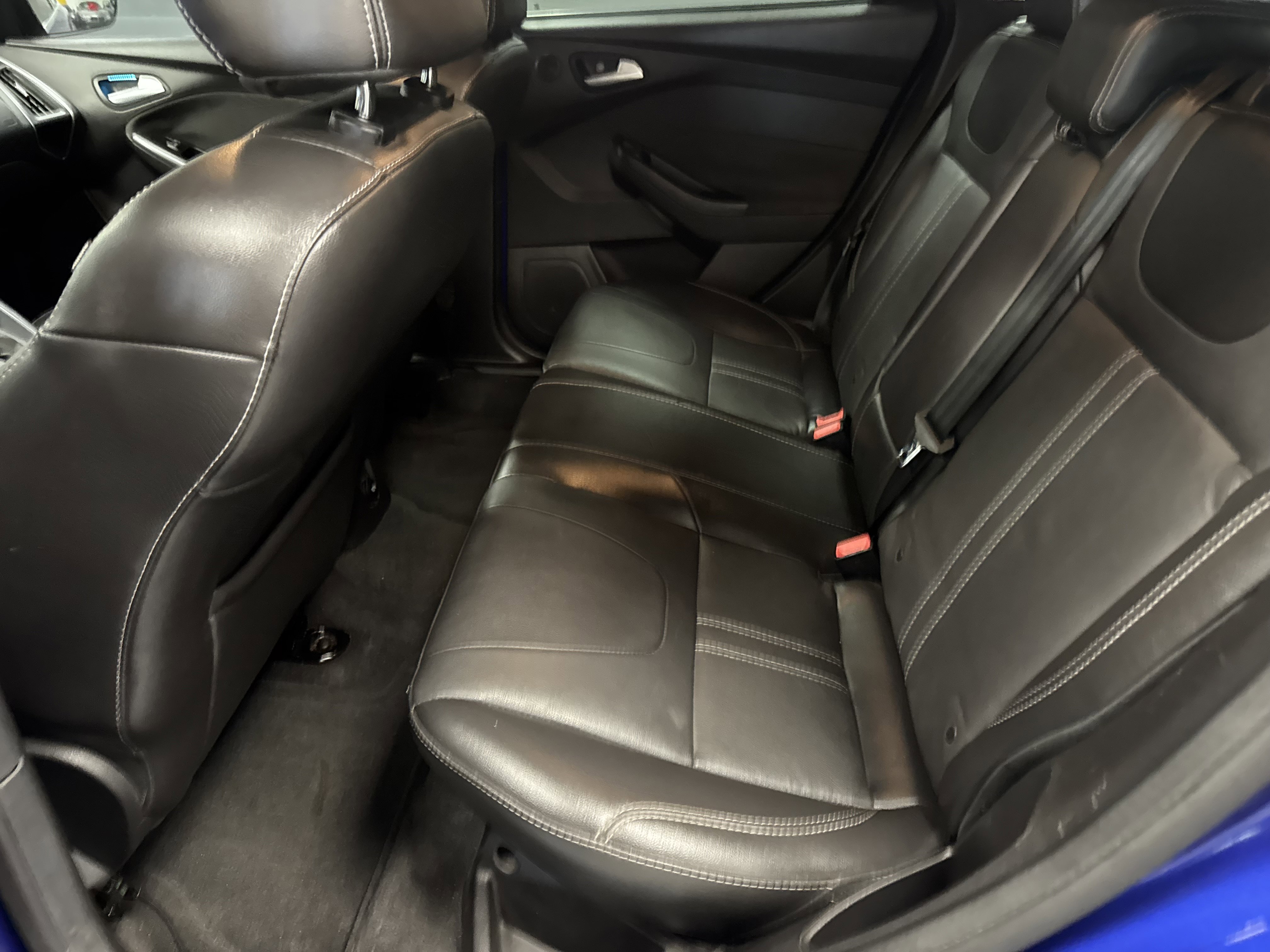 Used 2014 Ford Focus Titanium FWD image 12