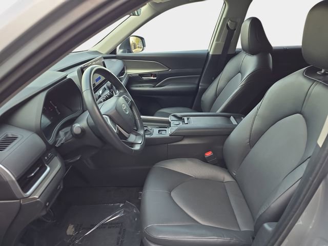 Used 2024 Toyota Grand Highlander XLE image 19