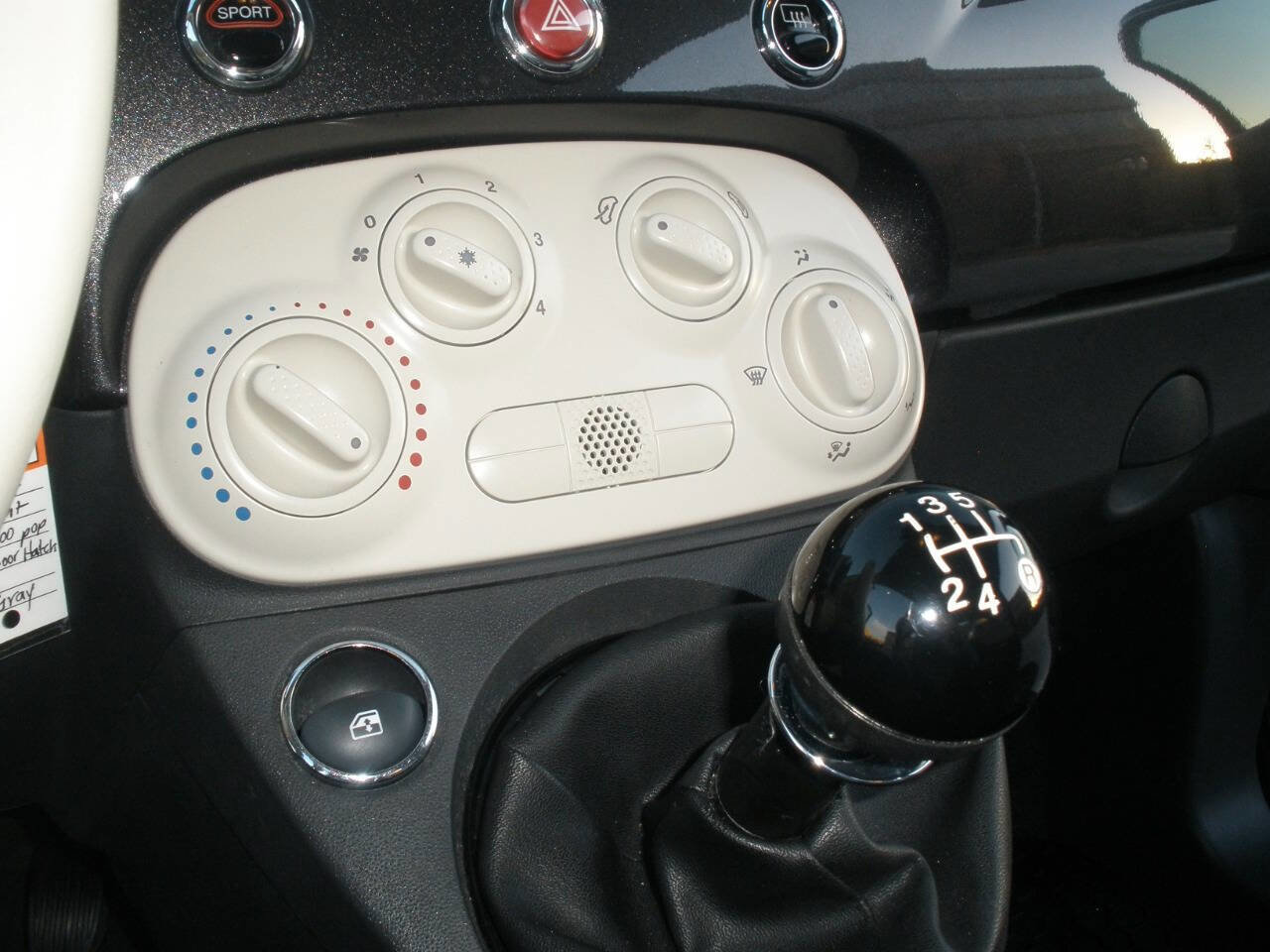 Used 2014 FIAT 500 Pop image 38