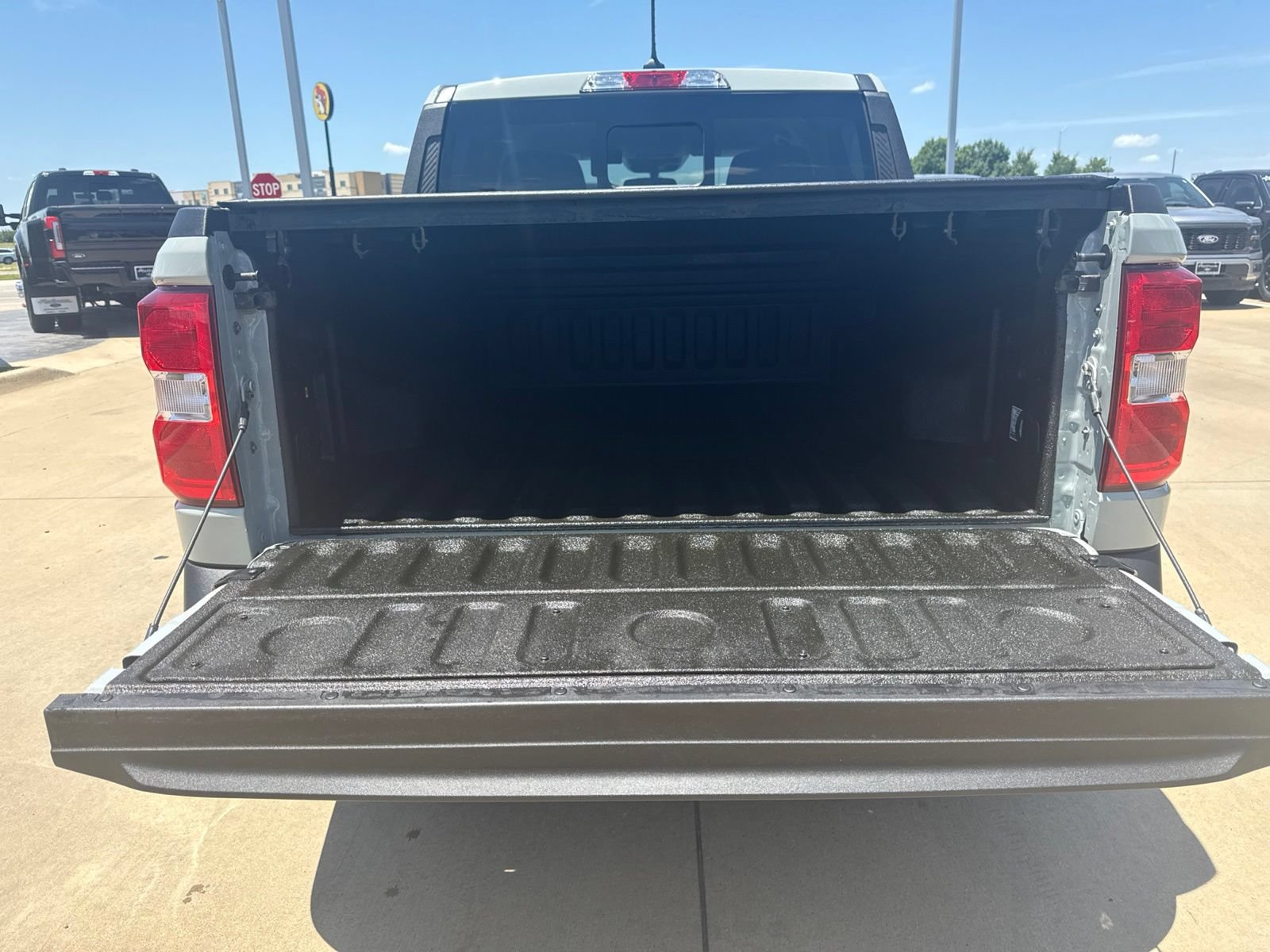 Certified 2023 Ford Maverick XLT w/ XLT Luxury Package FWD image 5