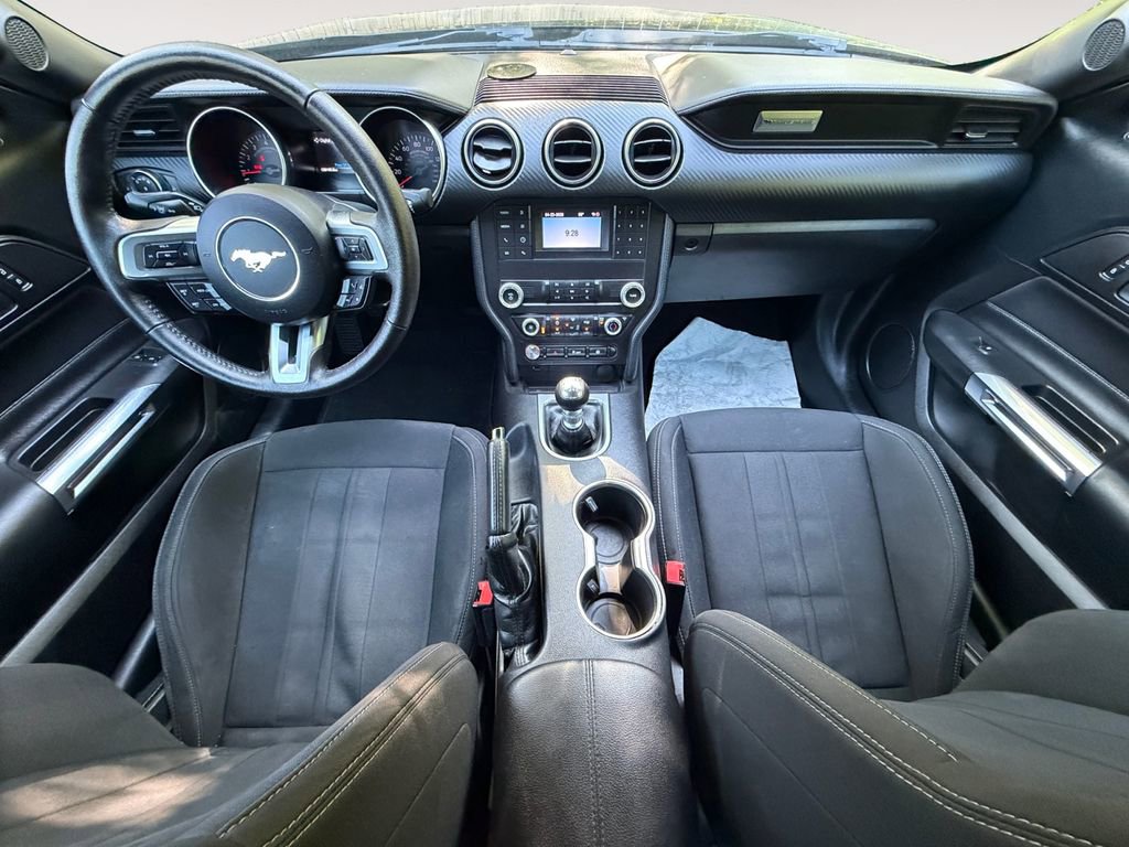 Used 2022 Ford Mustang Coupe RWD image 12