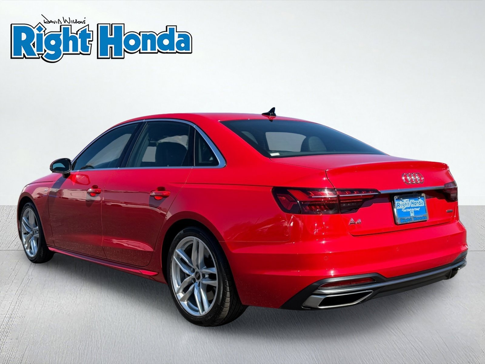 Used 2024 Audi A4 2.0T Premium Plus AWD/4WD image 4