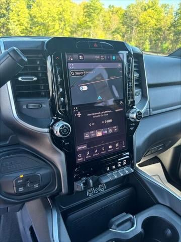 New 2026 RAM 2500 Big Horn AWD/4WD image 25