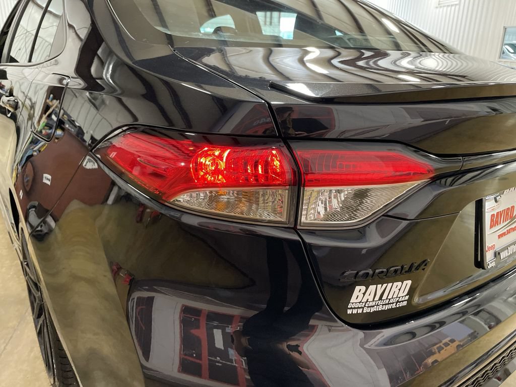Used 2022 Toyota Corolla SE FWD image 23