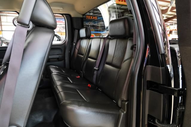 Used 2011 Chevrolet Silverado 2500 LTZ w/ LTZ Plus Package AWD/4WD image 29