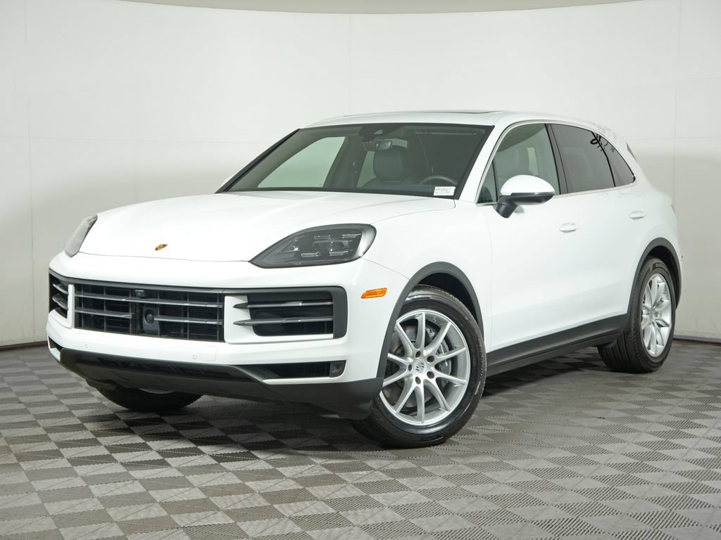 Certified 2024 Porsche Cayenne w/ Premium Package AWD/4WD image 1