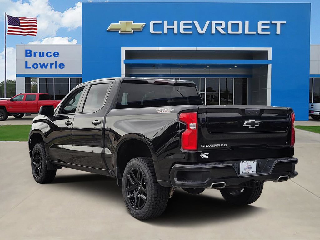 Used 2024 Chevrolet Silverado 1500 LT Trail Boss w/ Protection Package AWD/4WD image 4