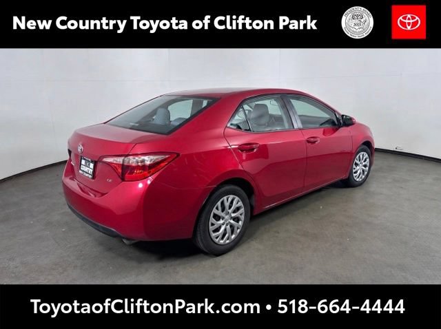 Used 2019 Toyota Corolla LE FWD image 3