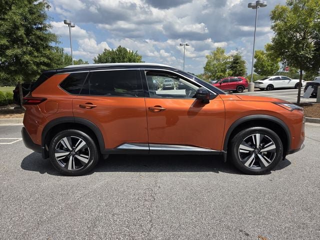Used 2023 Nissan Rogue Platinum w/ Platinum Premium Package FWD image 9
