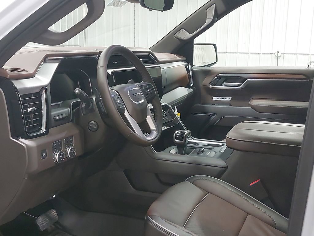 New 2026 GMC Sierra 1500 Denali w/ Denali Reserve Package image 17