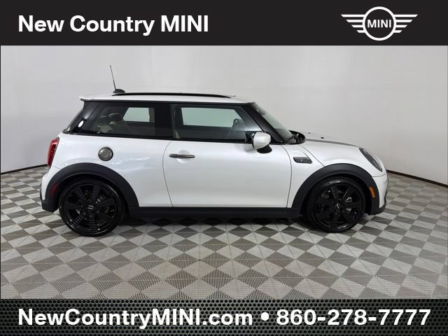 Certified 2024 MINI Cooper S w/ MINI Resolute Edition FWD image 8
