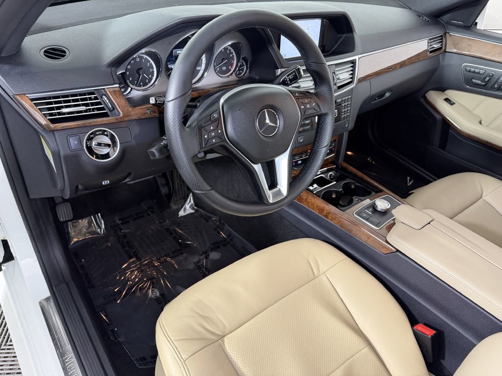 Used 2013 Mercedes-Benz E 350 4MATIC Sedan image 12