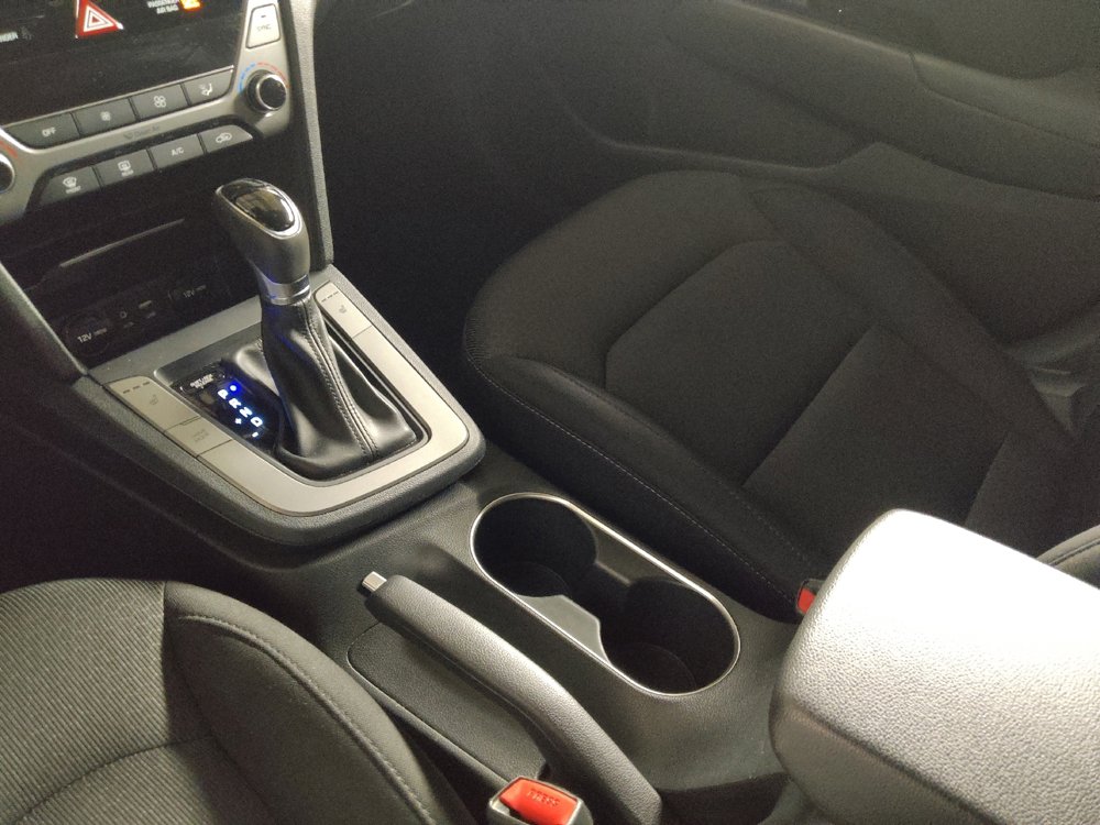 Used 2018 Hyundai Elantra Value Edition w/ Cargo Package image 26