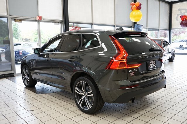 Used 2019 Volvo XC60 T5 Momentum w/ Multimedia Package image 5