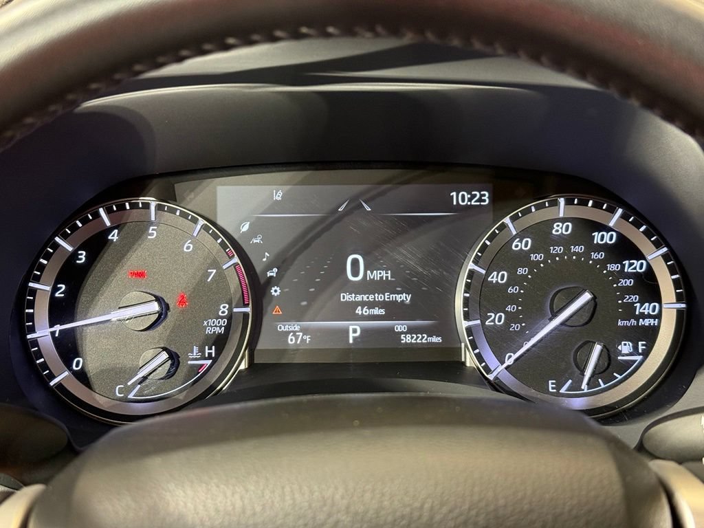 Used 2022 Toyota Highlander XLE AWD/4WD image 28