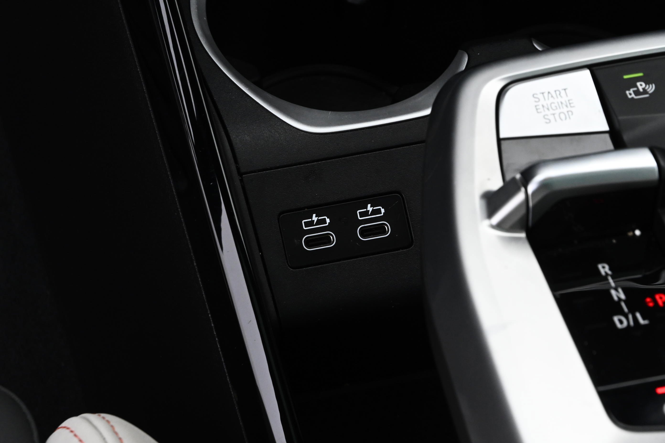 Certified 2025 BMW X2 xDrive28i image 23