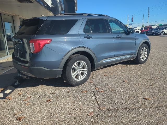 Used 2021 Ford Explorer XLT w/ Equipment Group 202A image 8