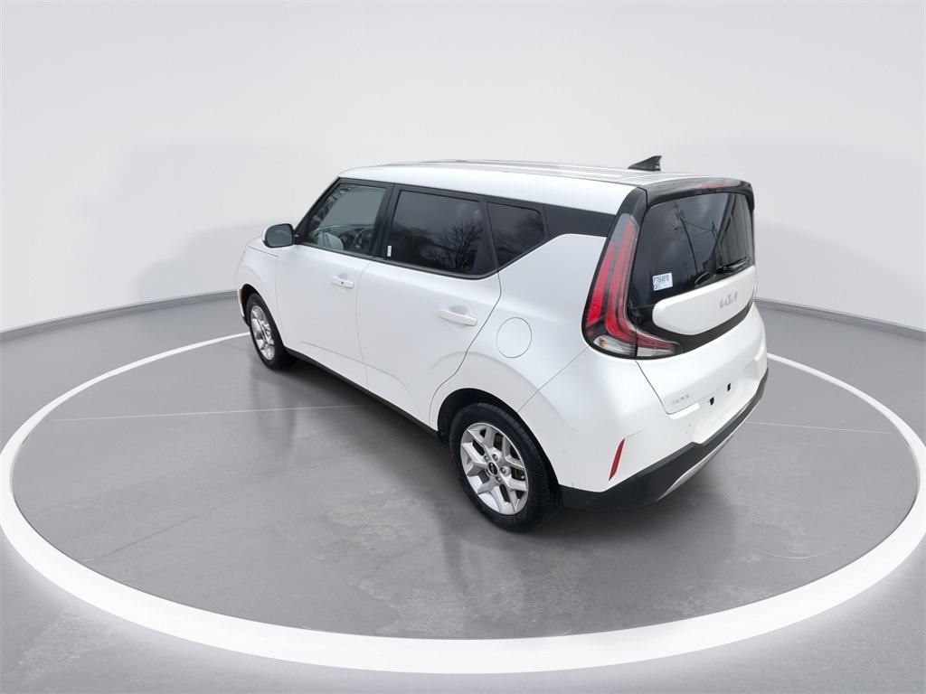 Used 2023 Kia Soul S image 6