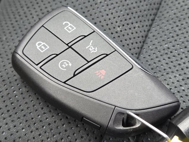 Used 2025 Chevrolet Blazer EV RS AWD/4WD image 34