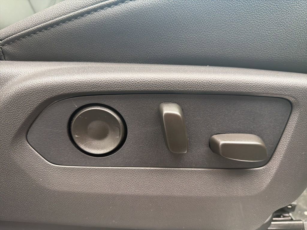 New 2026 Chevrolet Silverado 1500 LTZ w/ LTZ Premium Package image 30