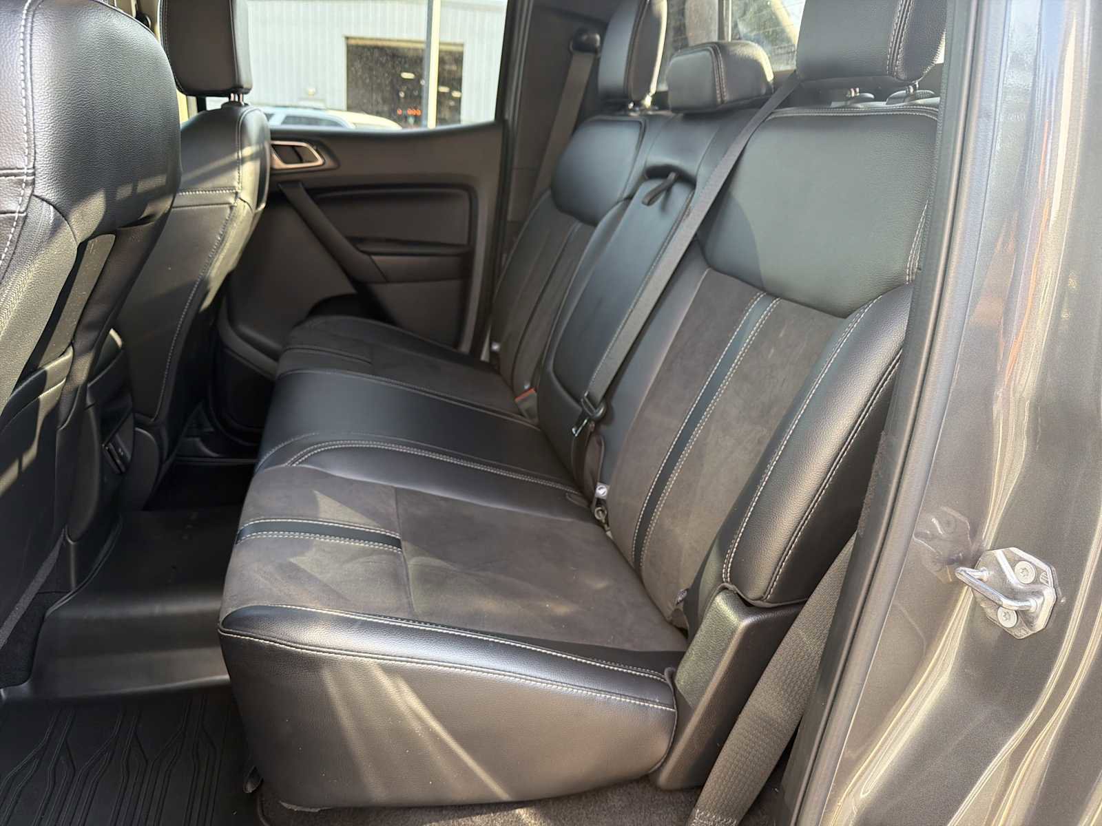 Used 2023 Ford Ranger Lariat w/ Tremor Off-Road Package AWD/4WD image 25