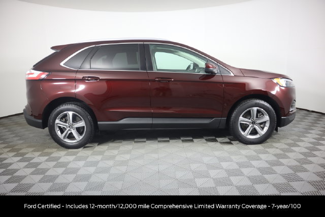 Used 2024 Ford Edge SEL w/ Convenience Package AWD/4WD image 3