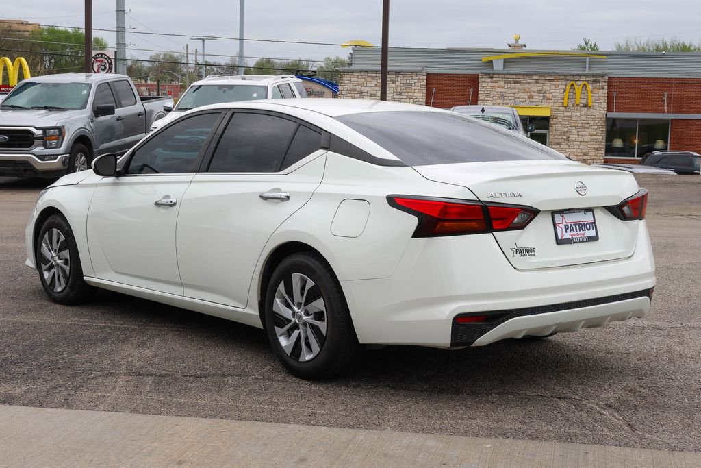 Used 2022 Nissan Altima 2.5 S image 5