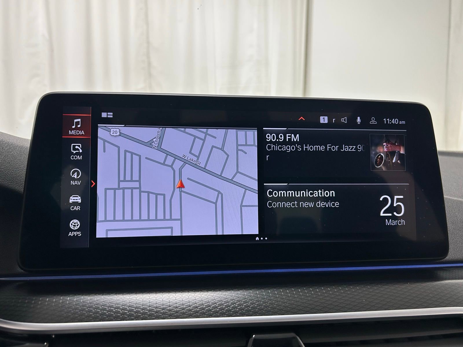 Used 2023 BMW 530e xDrive w/ Premium Package image 18