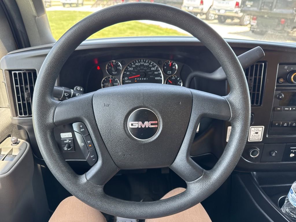 Used 2021 GMC Savana 3500 Extended w/ Power Convenience Package RWD image 20
