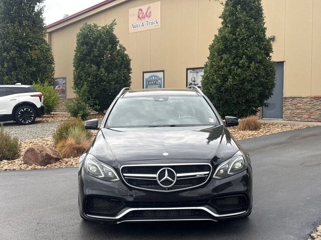 Used 2015 Mercedes-Benz E 63 AMG S-Model image 3