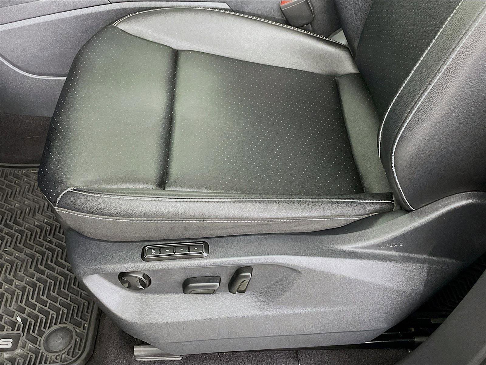 Used 2021 Volkswagen Atlas SEL image 23