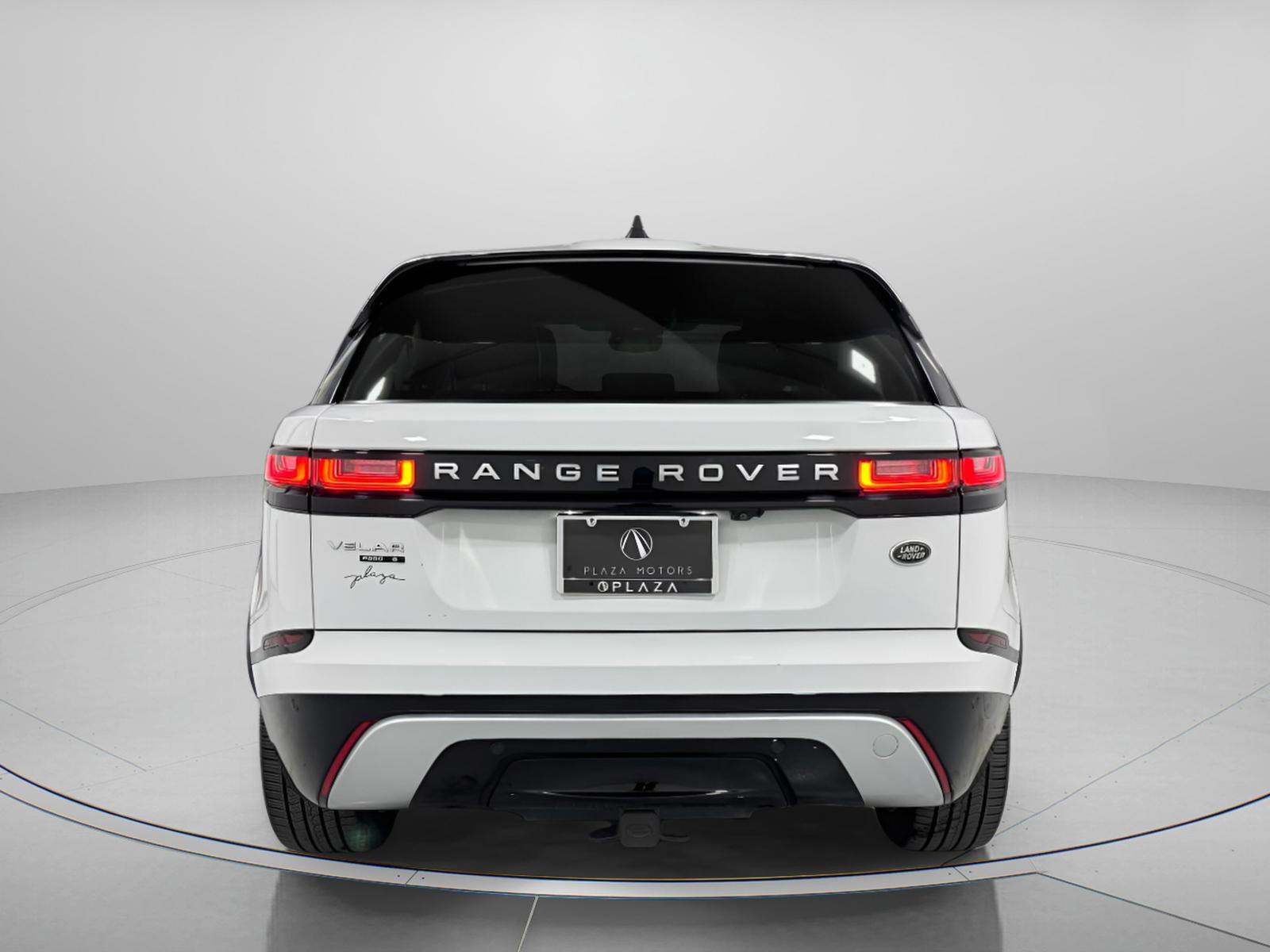 Used 2019 Land Rover Range Rover Velar S image 4