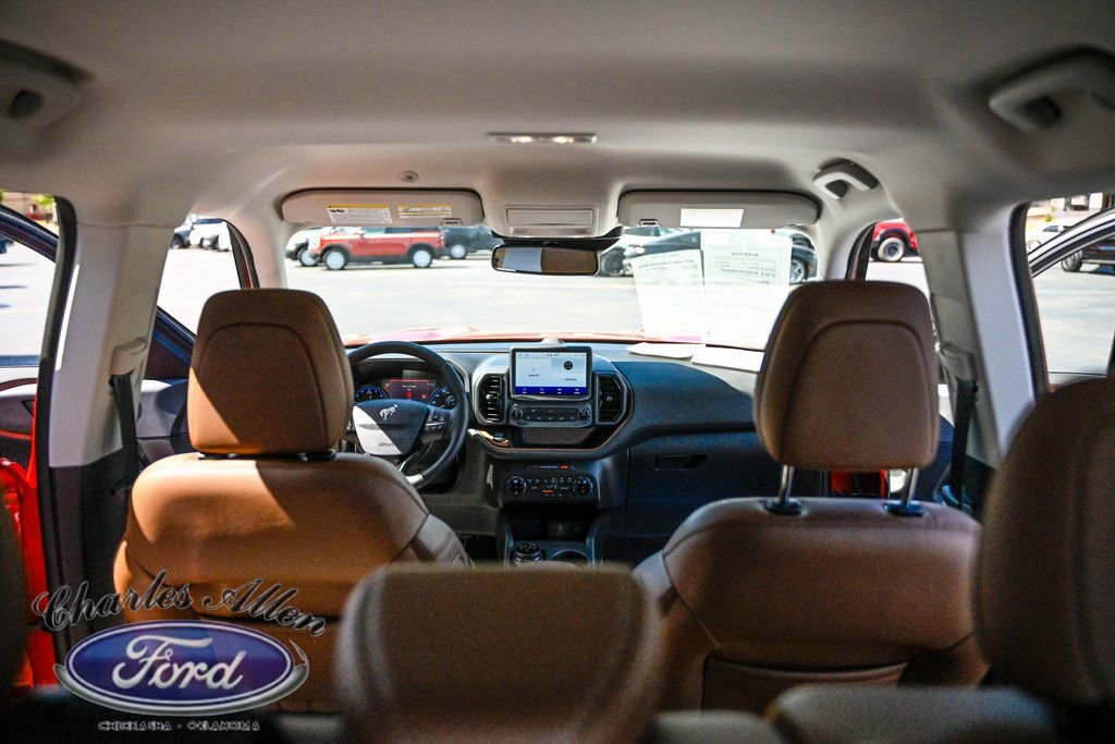 Used 2024 Ford Bronco Sport Outer Banks image 16