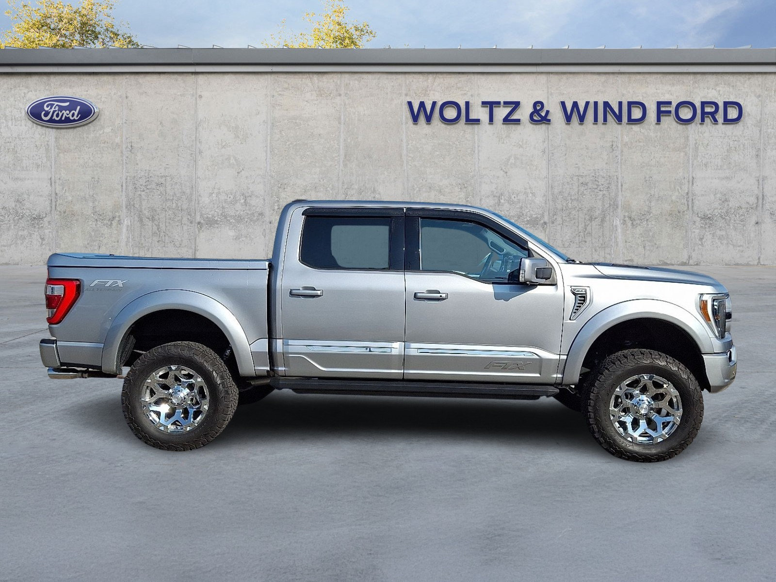 Used 2023 Ford F150 Lariat w/ Equipment Group 502A High AWD/4WD image 7