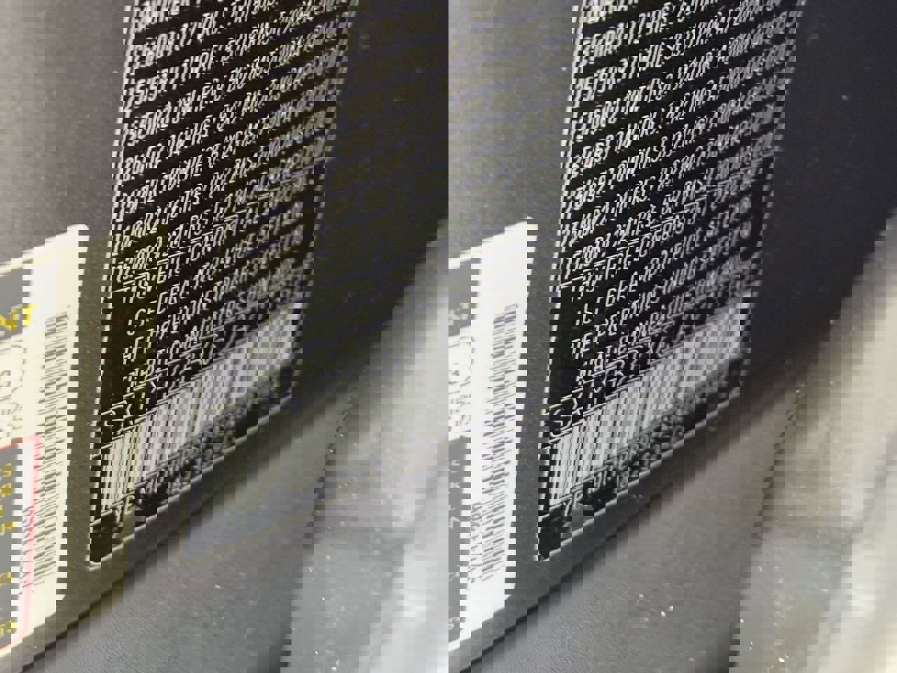 Used 2018 Land Rover Range Rover Velar S image 32