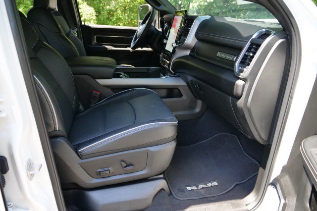 Used 2026 RAM 2500 Laramie AWD/4WD image 43
