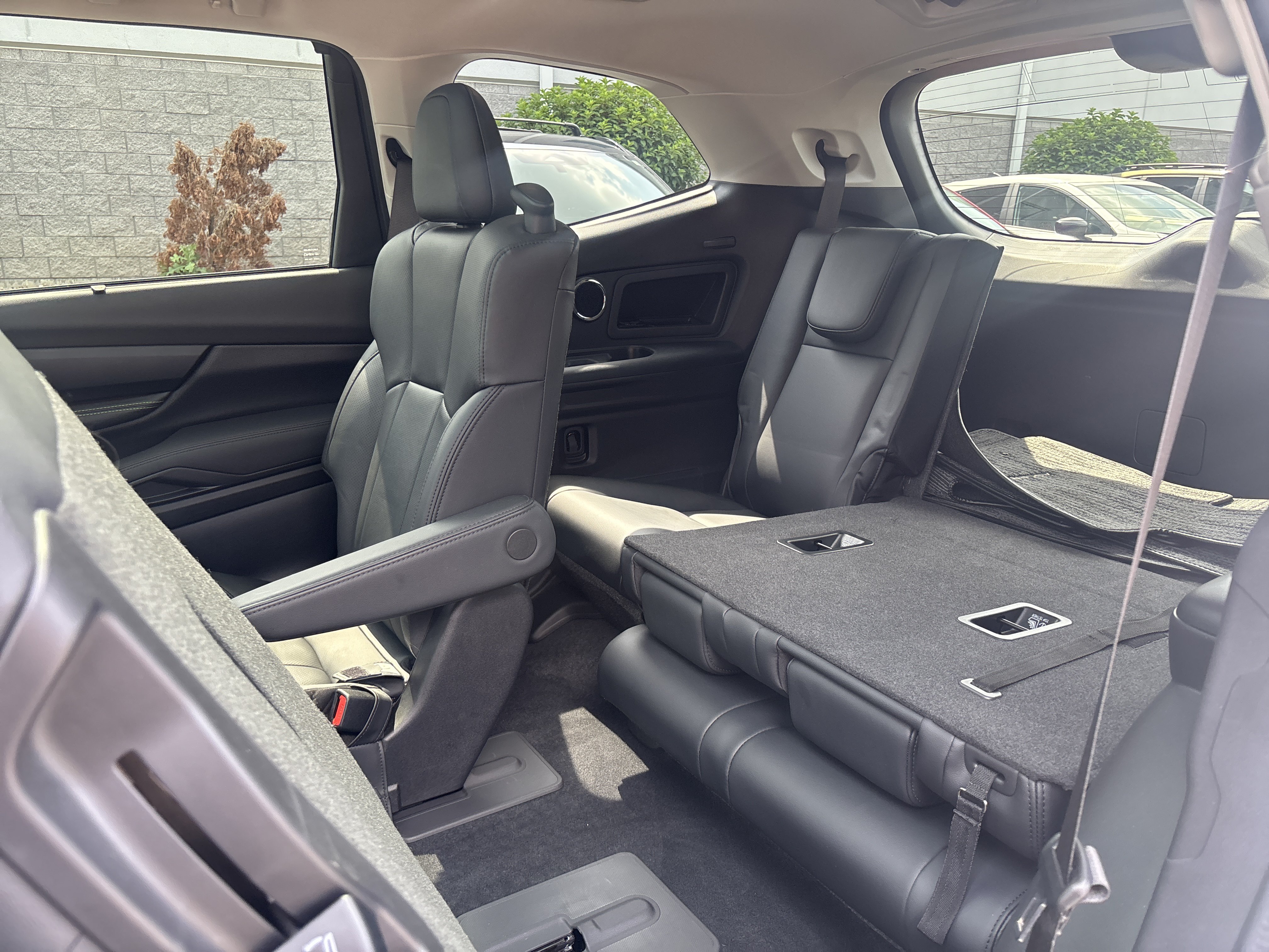 Certified 2025 Subaru Ascent Bronze Edition AWD/4WD image 36