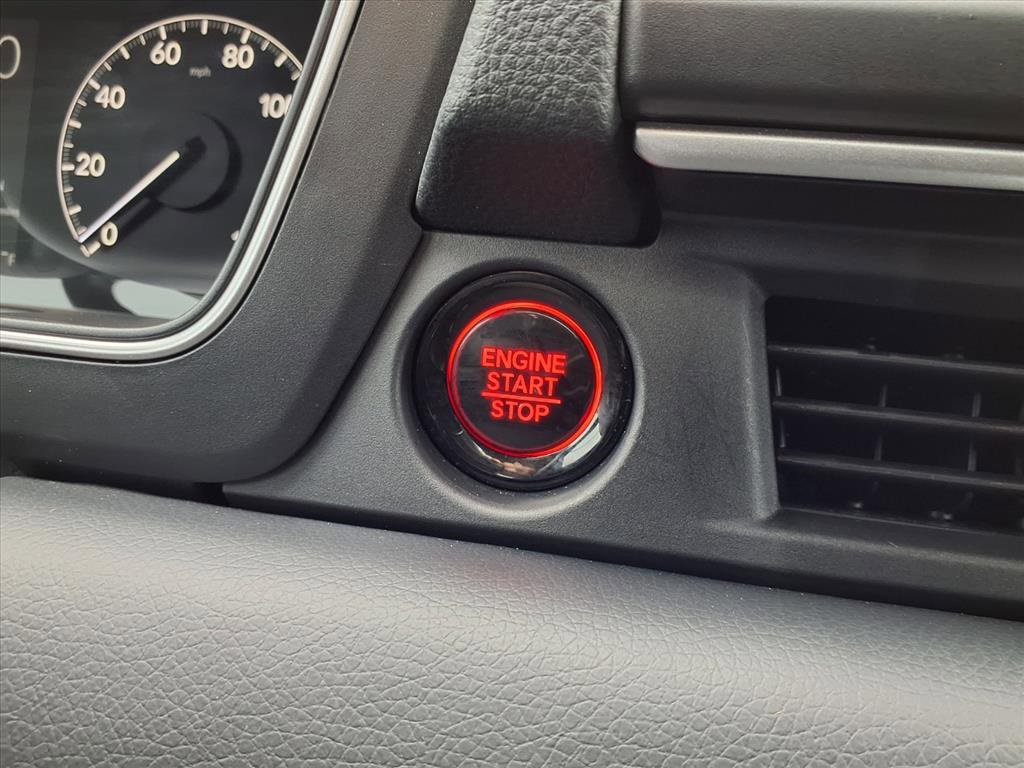 Used 2025 Honda Pilot Touring image 12