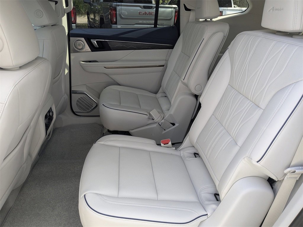 New 2026 Buick Enclave Avenir image 15