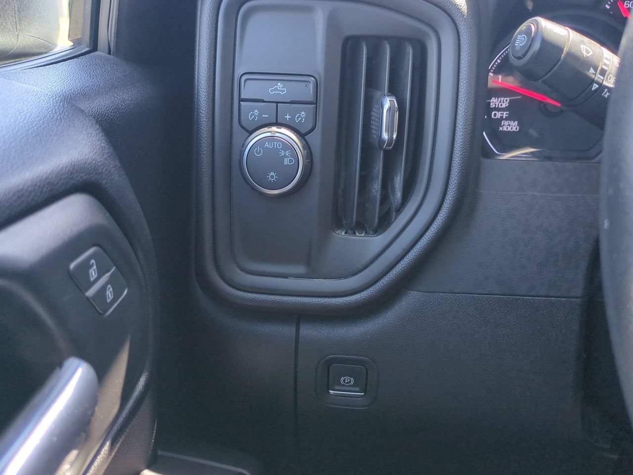 Used 2023 Chevrolet Silverado 1500 Custom w/ LPO, Dark Essentials Package RWD image 17