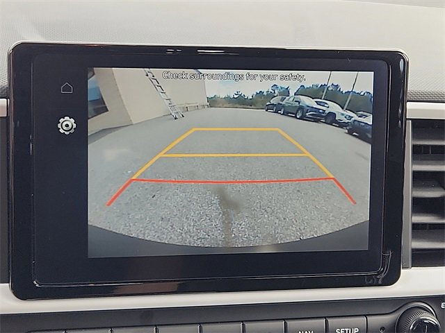 Certified 2022 Hyundai Venue Limited image 21