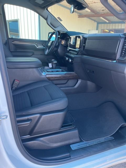 Used 2024 GMC Sierra 1500 Elevation w/ Preferred Package image 11