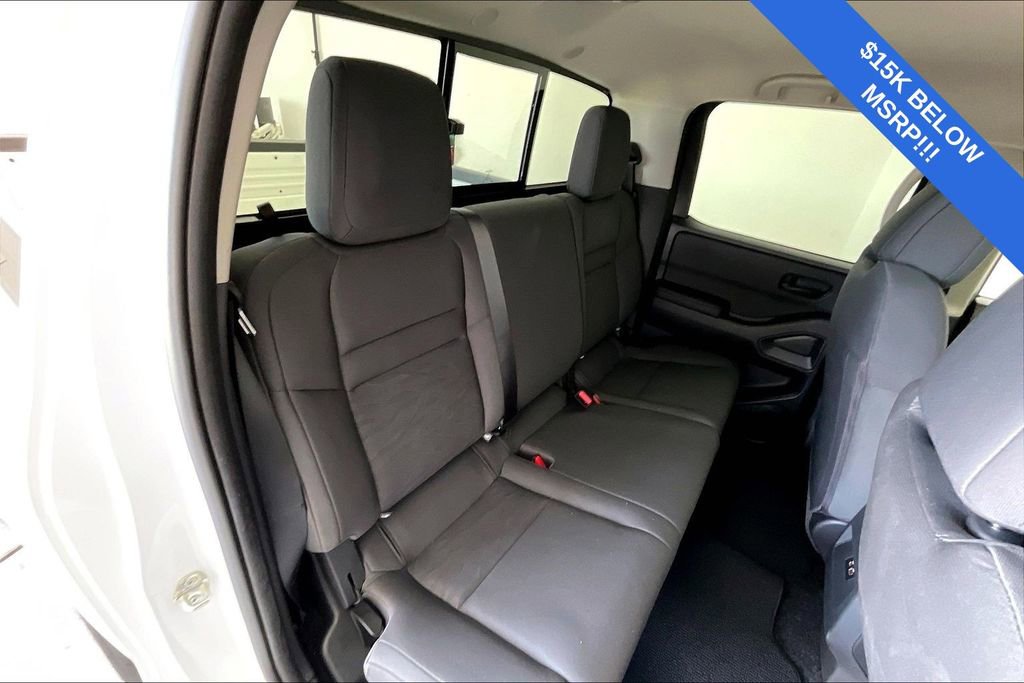 Used 2025 Nissan Frontier S image 36