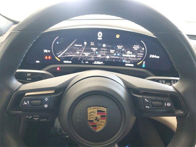 Used 2022 Porsche Taycan 4S image 17