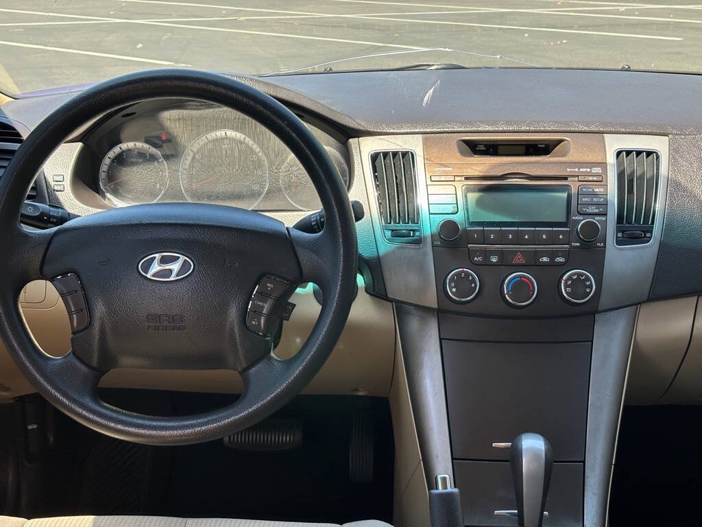 Used 2010 Hyundai Sonata GLS FWD image 10