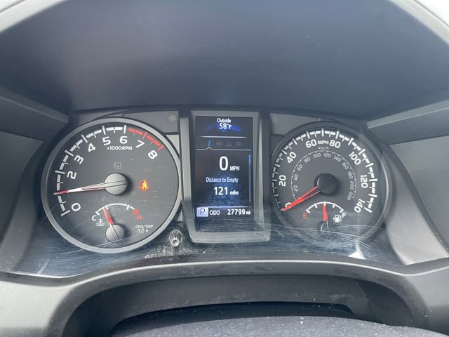 Used 2021 Toyota Tacoma SR AWD/4WD image 23