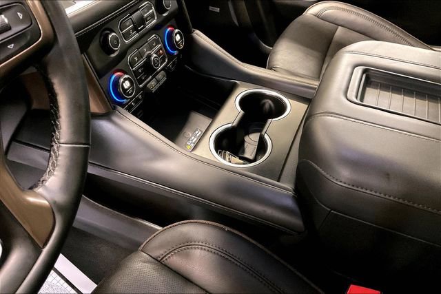 Used 2023 Chevrolet Tahoe High Country AWD/4WD image 17